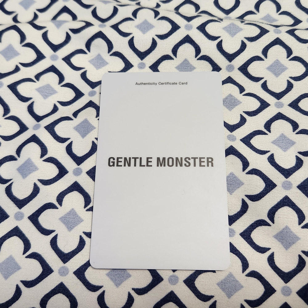 Gentle Monster Green Sunglasses - Picture 6 of 7
